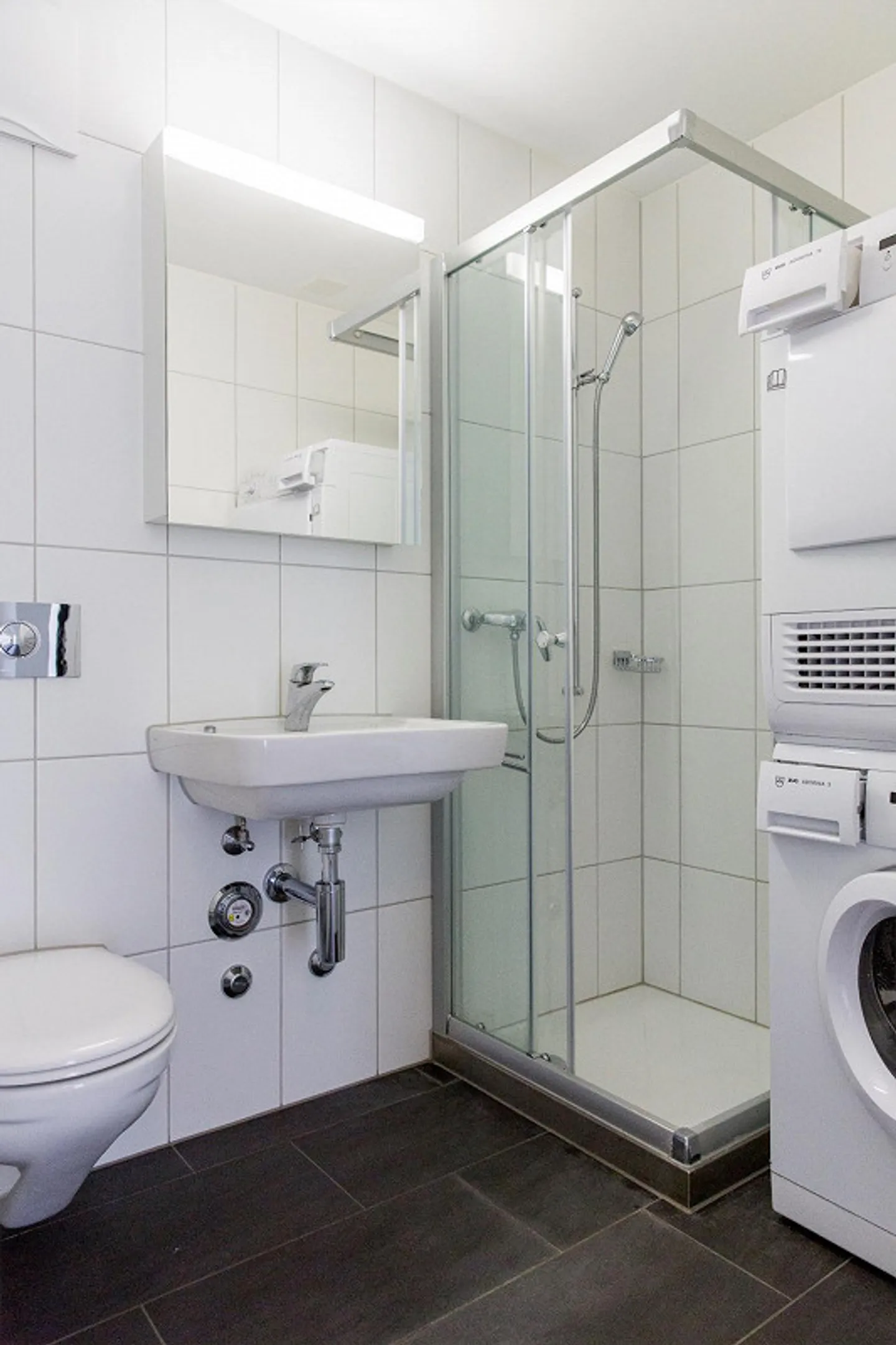 Casa attraente in una zona residenziale soleggiata cerca di te! - Foto 5 di 6