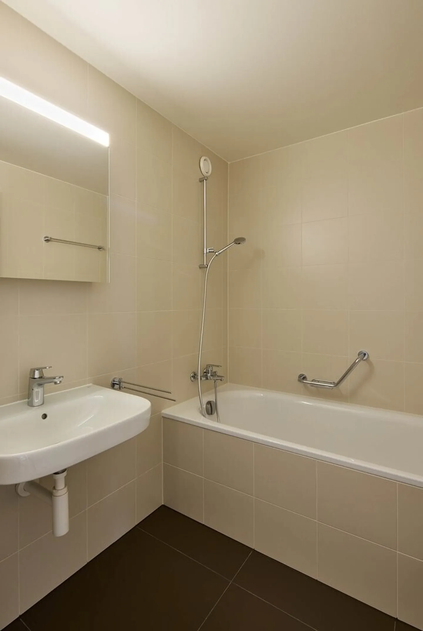3,5-Zimmer-Wohnung - Foto 7 von 8