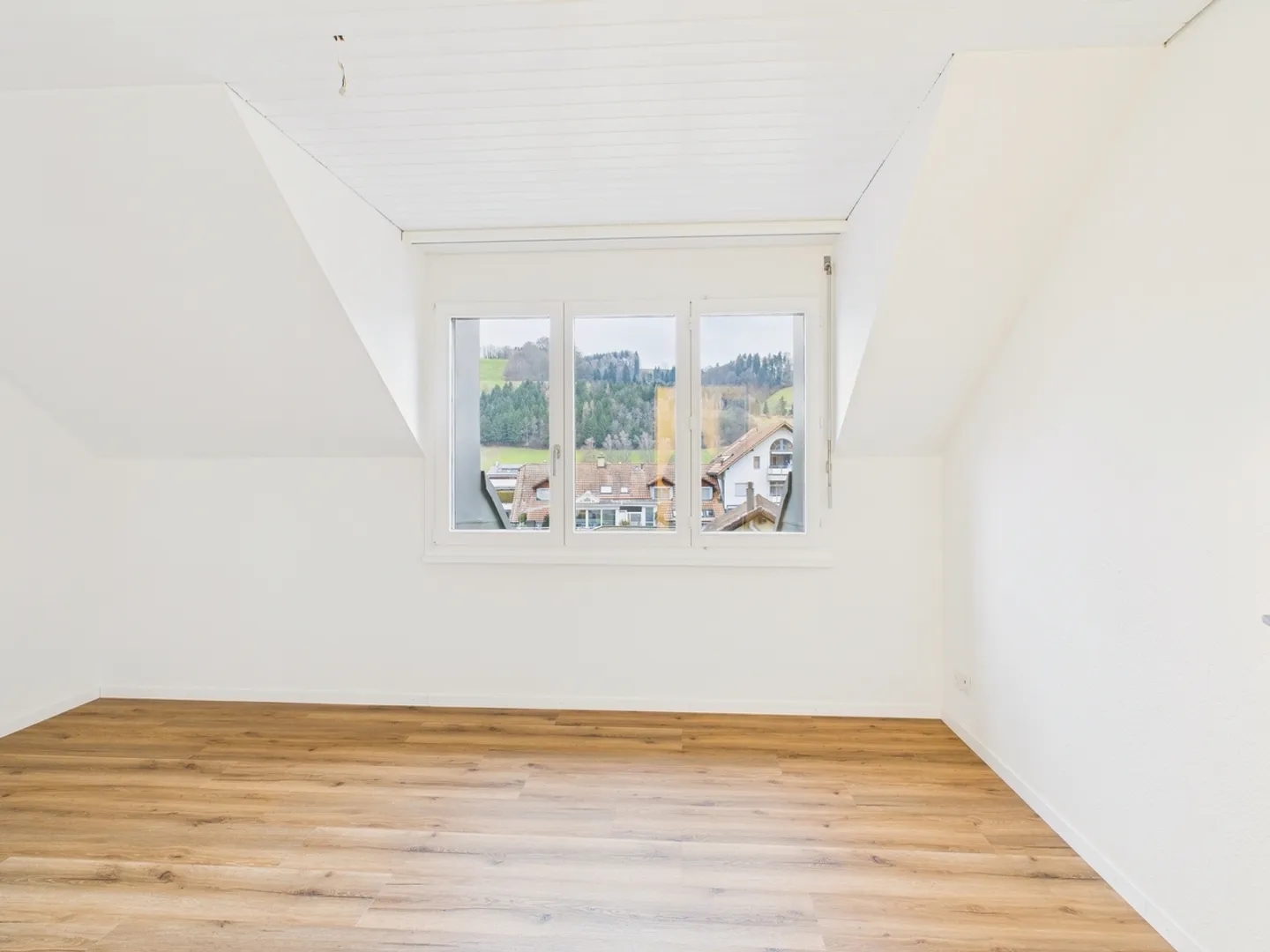 Newly renovated 4.5 room apartment in Gettnau - Photo 7 of 12