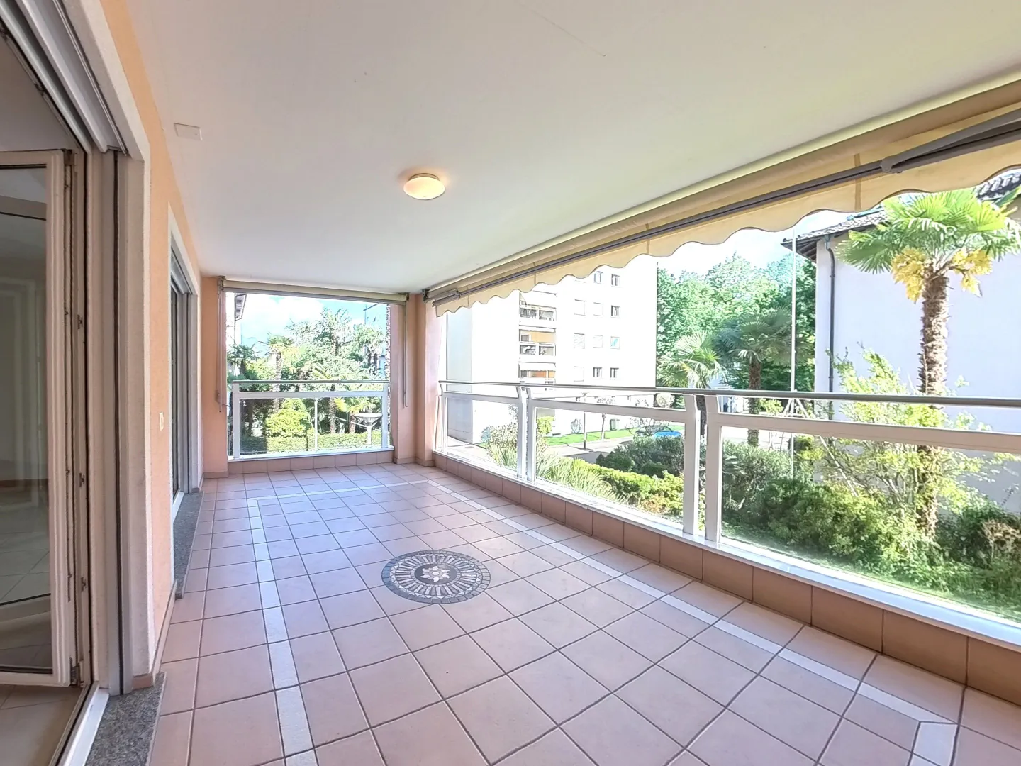 Appartement 4½ pièces avec 3 balcons à Locarno - Photo 12 sur 13