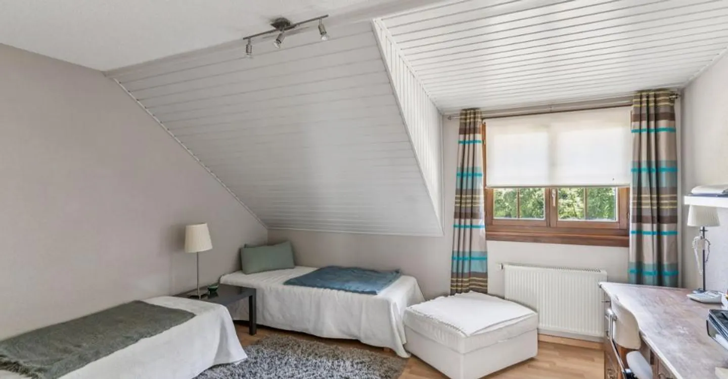 Villa mit atemberaubendem Seeblick in einer begehrten Gegend in Bevaix - Foto 9 von 12