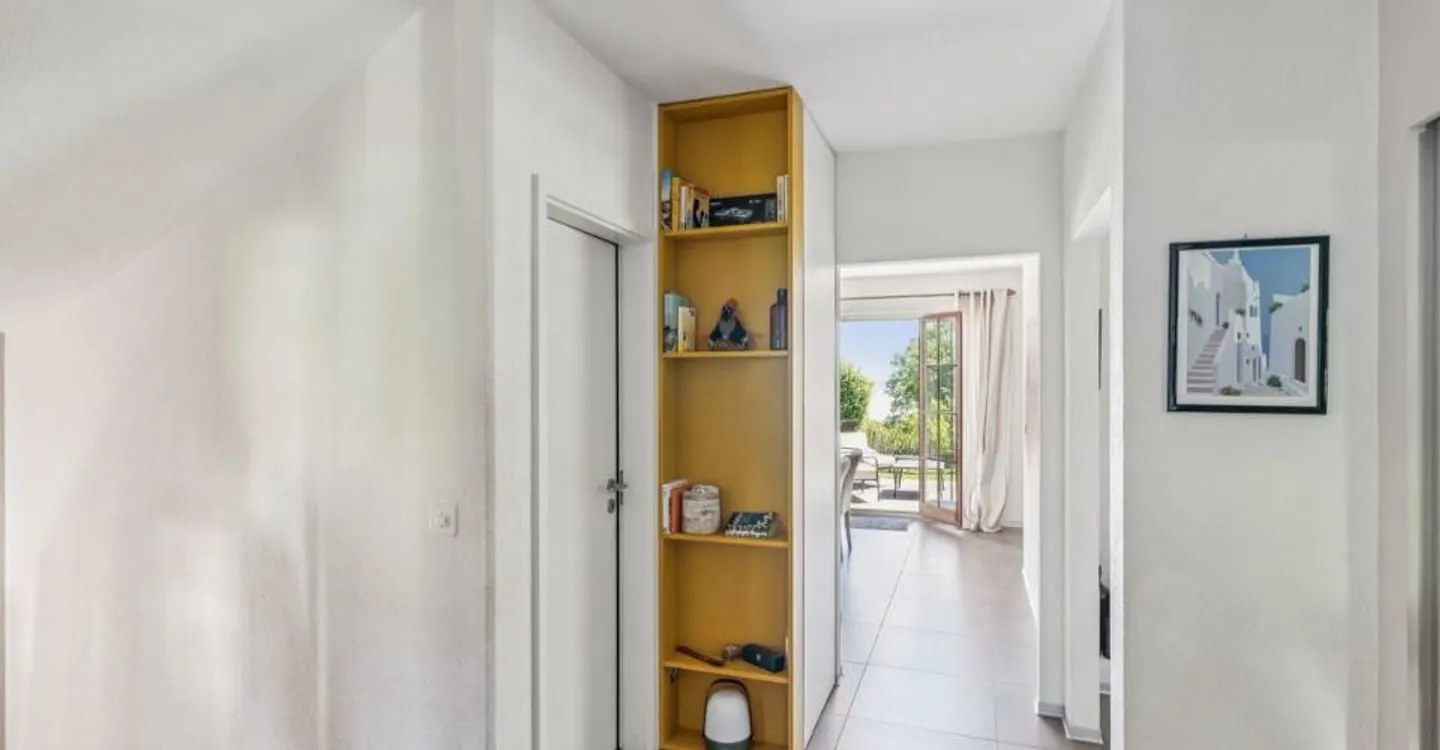 Villa mit atemberaubendem Seeblick in einer begehrten Gegend in Bevaix - Foto 6 von 12
