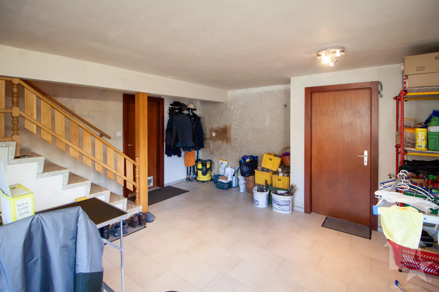 220 m2 Villa in the municipality of Aproz with a 135 m2 workshop - Photo 27 of 53