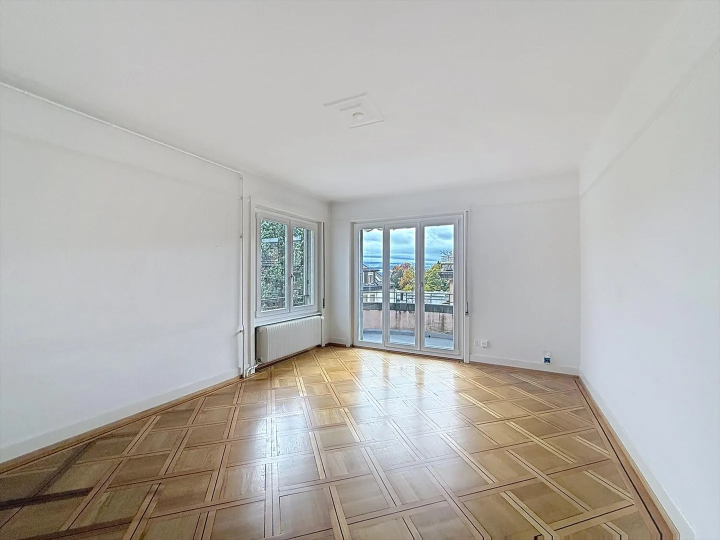 2.5 Room Apartment - Photo 1 of 8