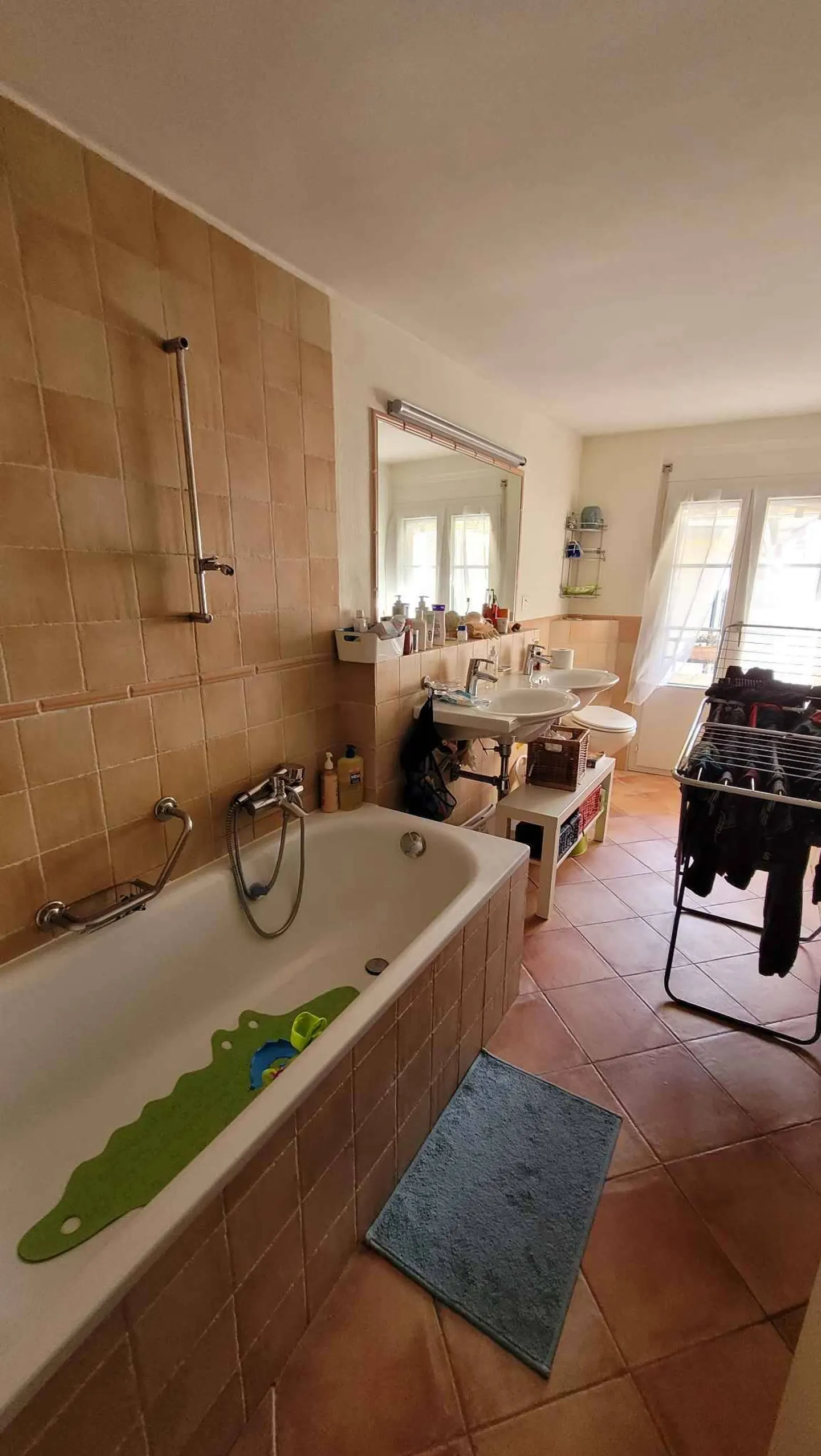 Appartamento luminoso con cucina moderna - Foto 3 di 3