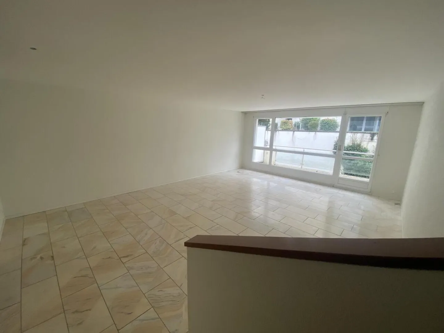 Wunderschöner Duplex mit 4,5 Zimmern zur Miete in Neuchâtel - Foto 2 von 9