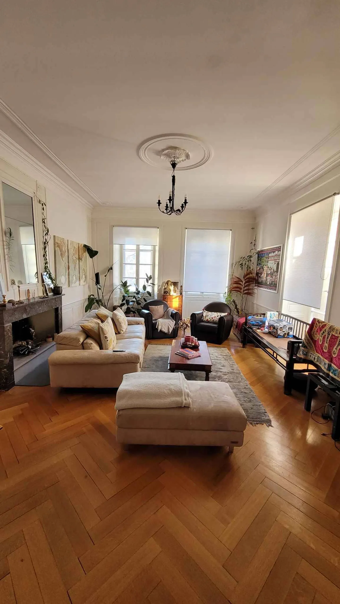Appartamento luminoso con cucina moderna - Foto 2 di 3