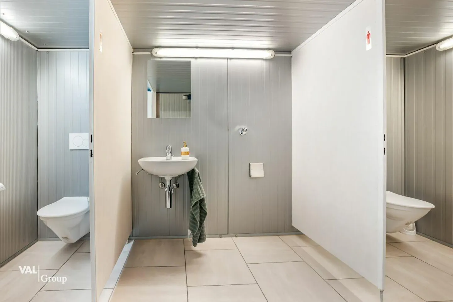 Entrepôt et hall commercial spacieux dans un emplacement optimal pour votre entreprise - Photo 9 sur 11