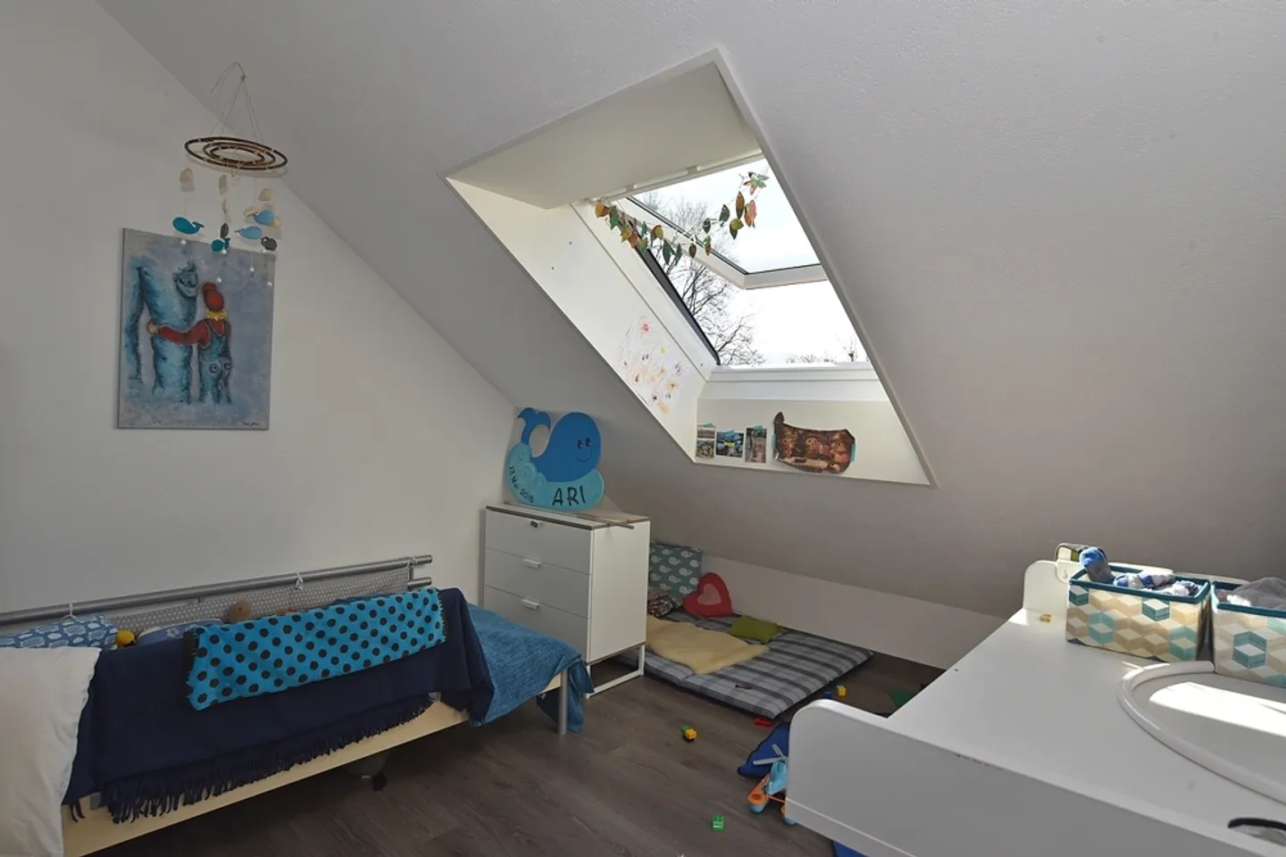 Moderno appartamento mansardato di 3,5 locali in buona posizione - Foto 11 di 15