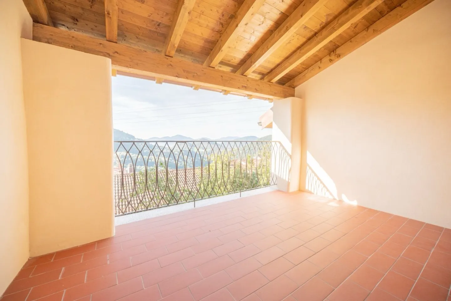 Splendido e luminoso duplex appena rinnovato - Foto 3 di 12