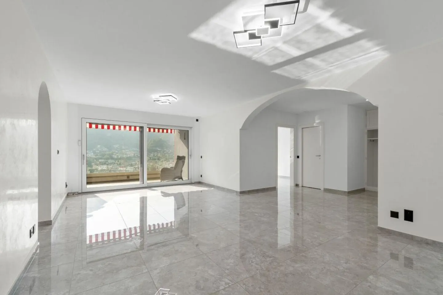 Stilvolle Wohnung mit Seeblick - Foto 6 von 16