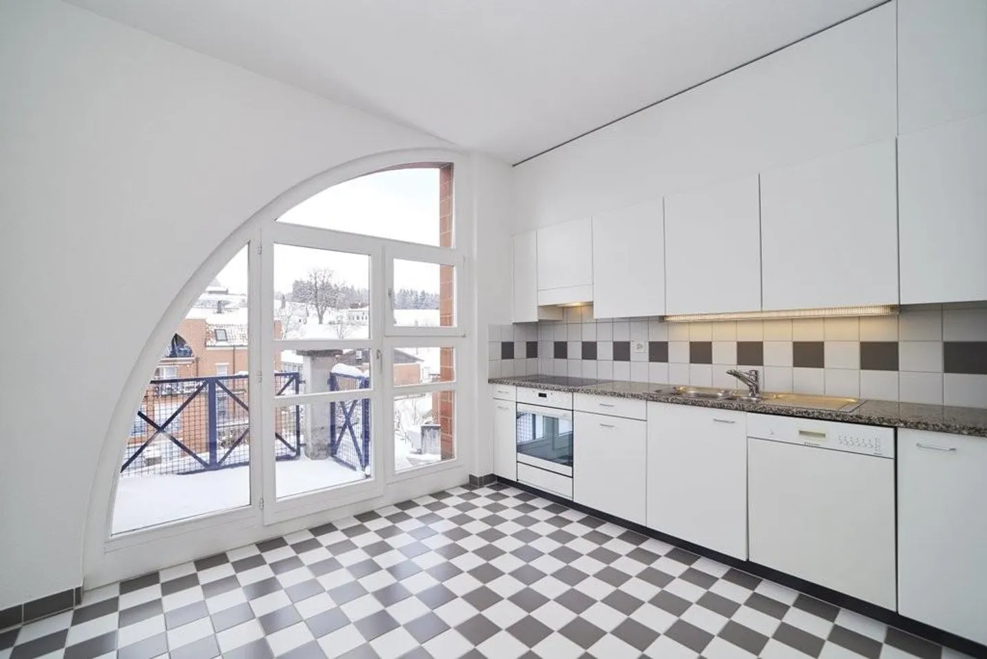 In the city and yet in the green - Photo 5 of 9