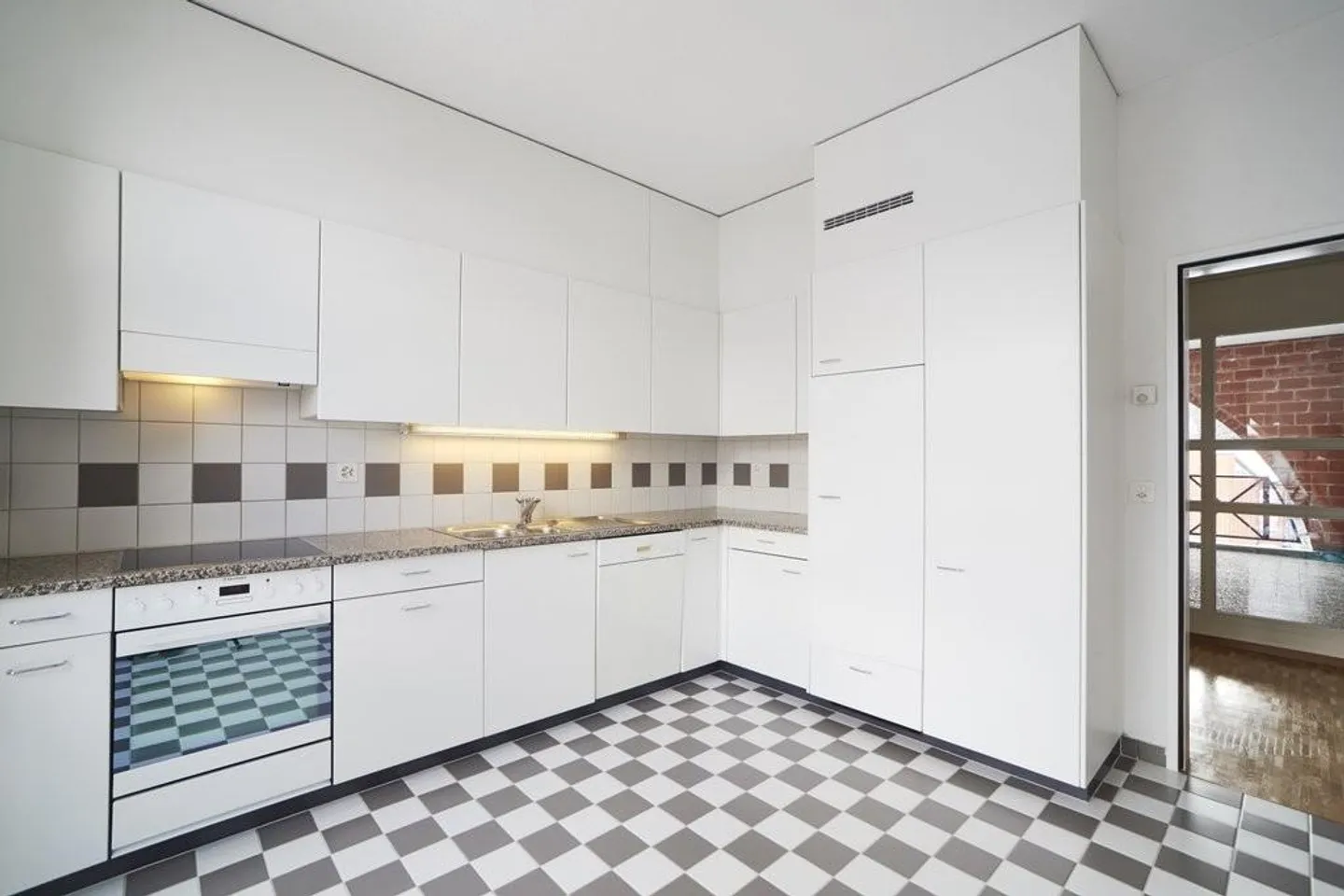 In the city and yet in the green - Photo 6 of 9