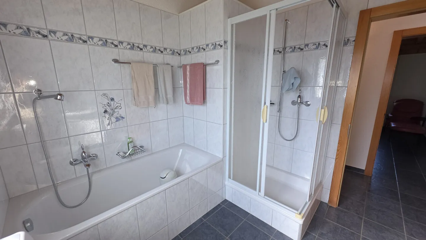 Elegance, Serenity and Art of Living - Photo 10 of 13