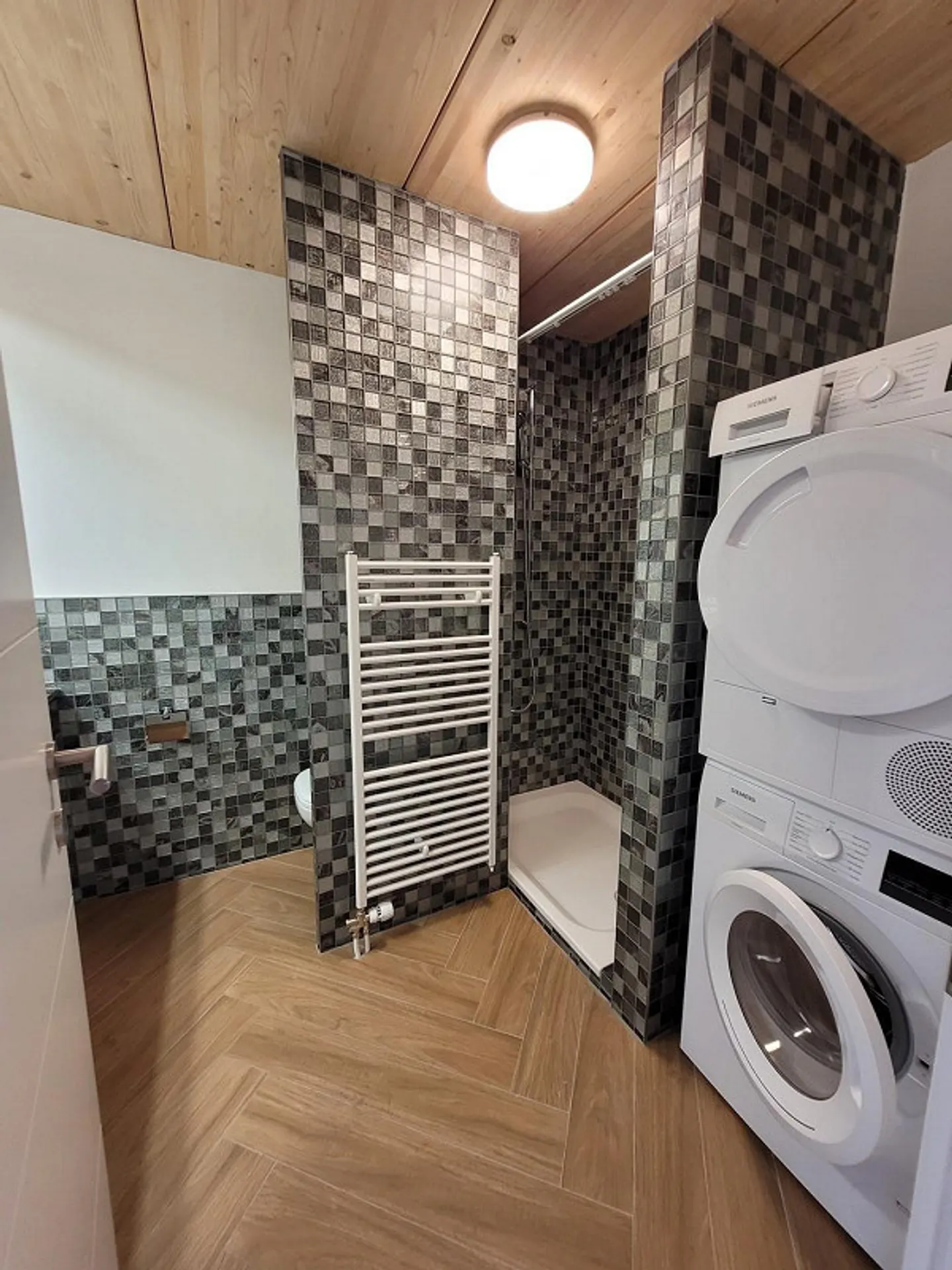 Appartement moderne de 3 1/2 pièces à louer - Photo 7 sur 11