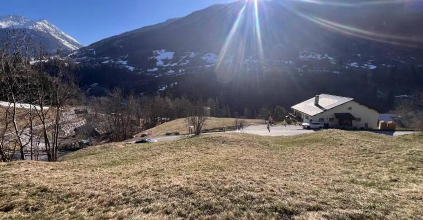 Parcelle avec vue dégagée - Photo 1 sur 4