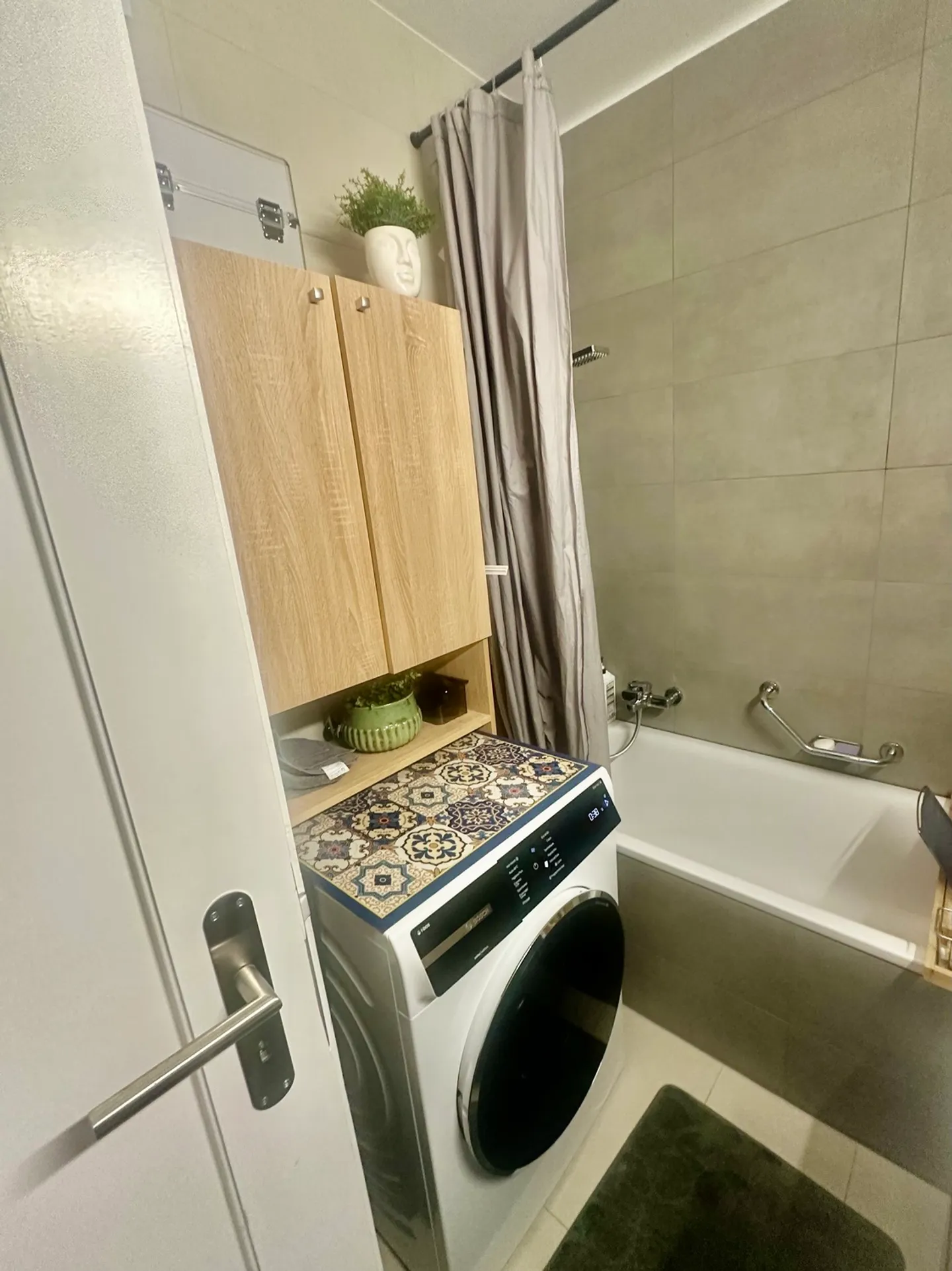 Appartement moderne avec commodités - Photo 6 sur 10