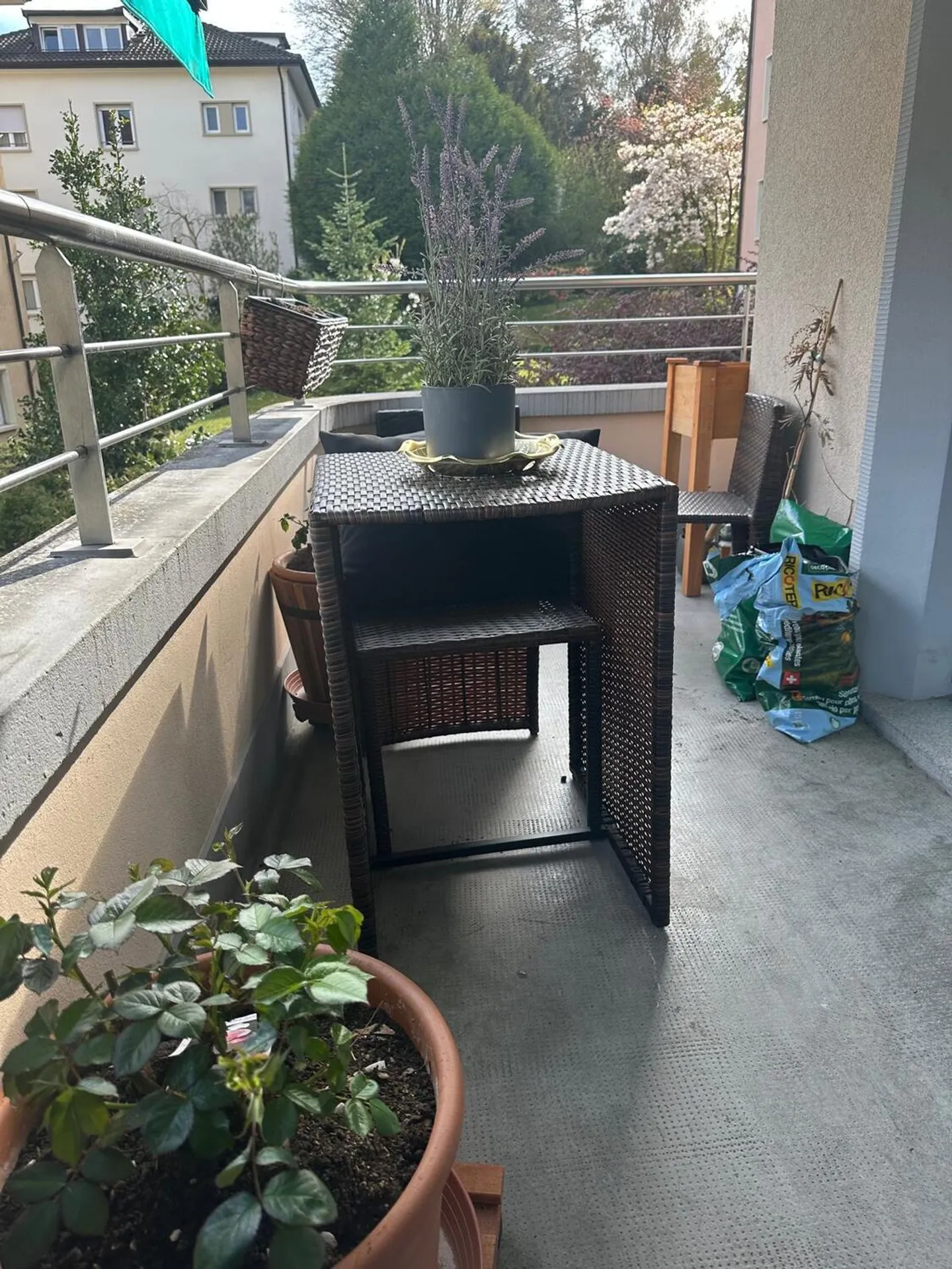 Appartement moderne avec commodités - Photo 9 sur 10