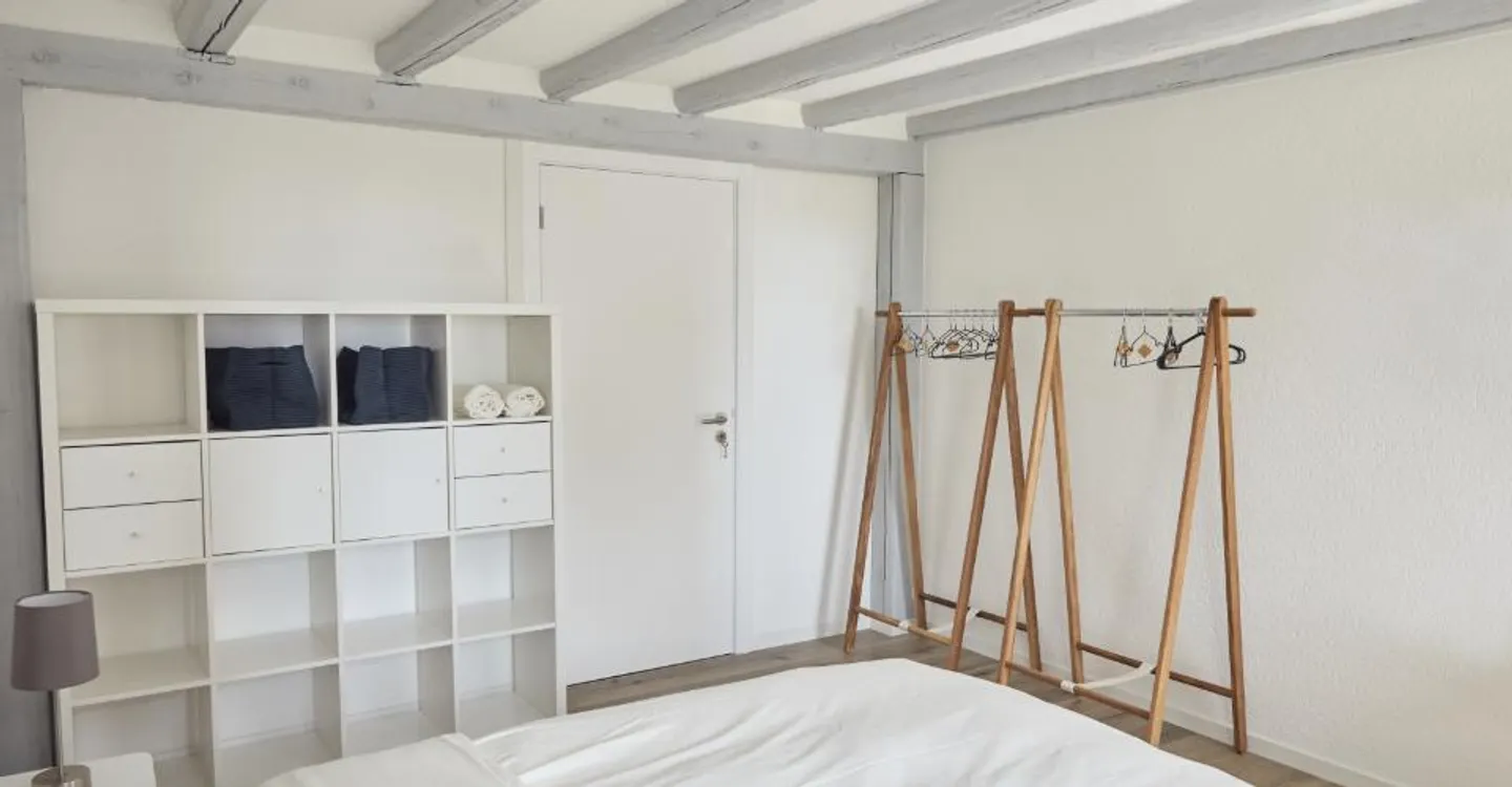 Modern 1-Bed Apartment in Prilly - Photo 6 of 8