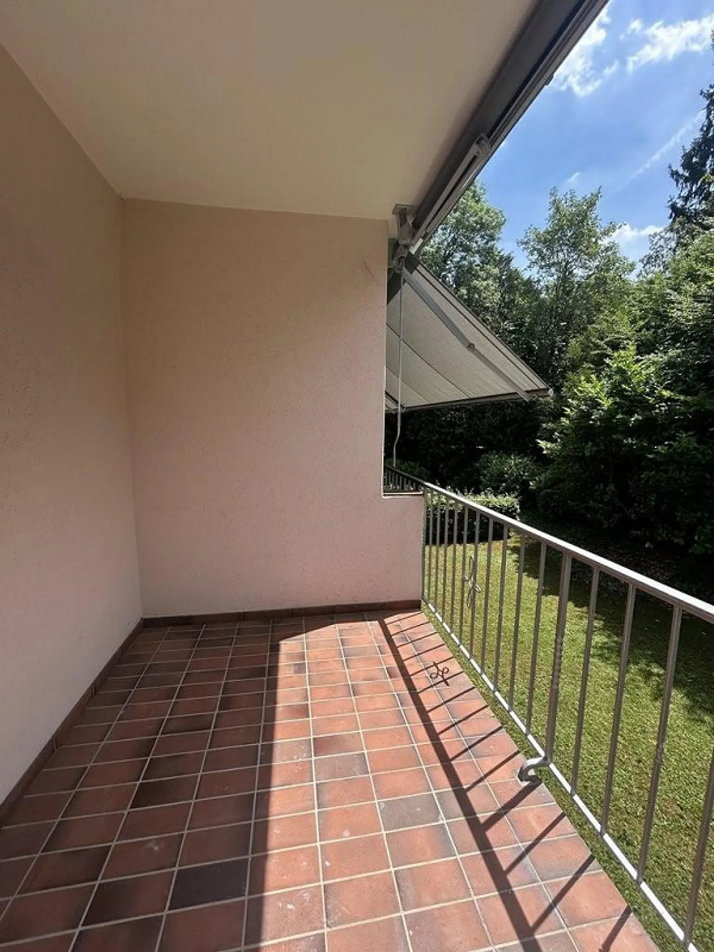 Appartamento ristrutturato al Zürichberg - Foto 6 di 9