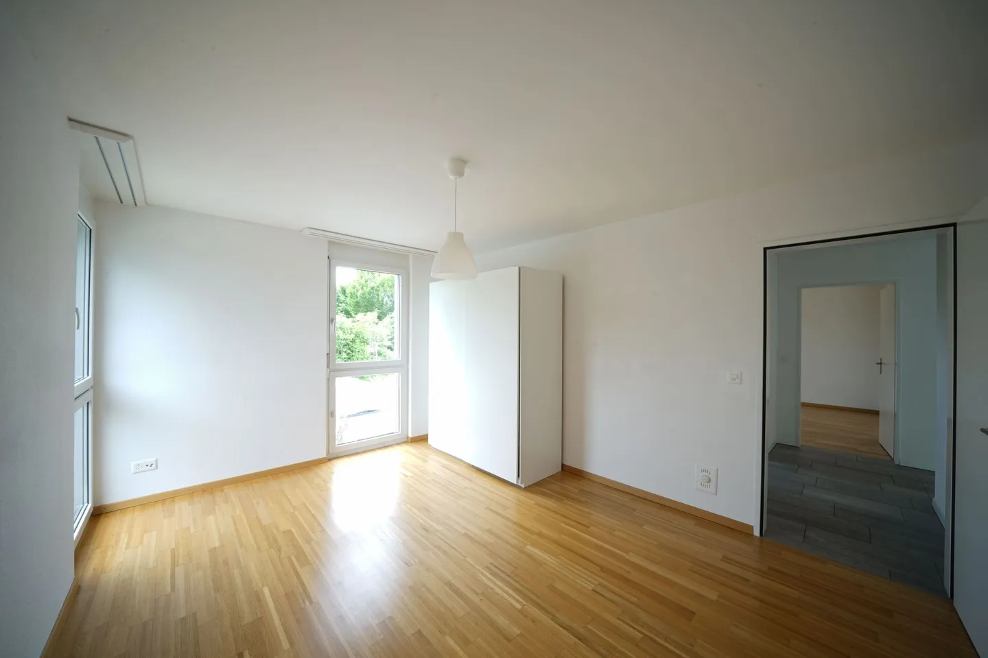 Familienfreundliche 4.5-Zimmer-Gartenwohnung am Stadtrand - Foto 7 di 10