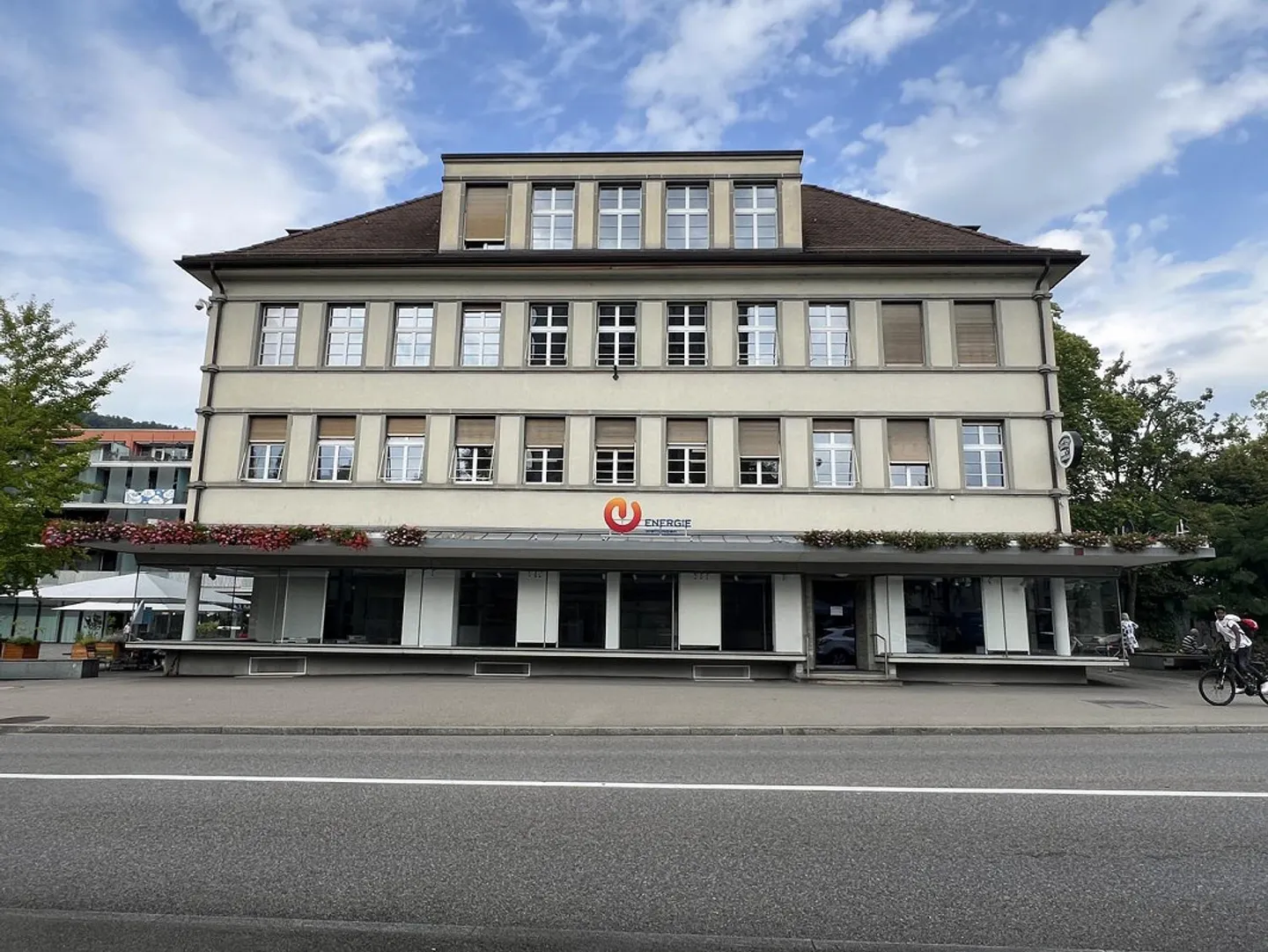 Emplacement de choix pour votre entreprise ! Espace commercial de 245 m² sur la Landstrasse... - Photo 2 sur 13