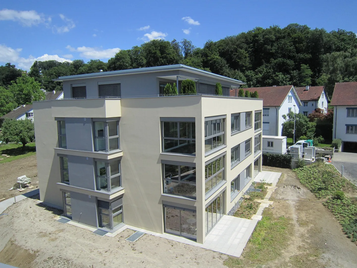 Parkplätze in Bottmingen - Foto 2 von 4
