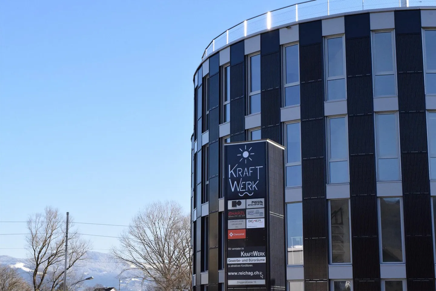 Noble Office - Photo 2 of 9