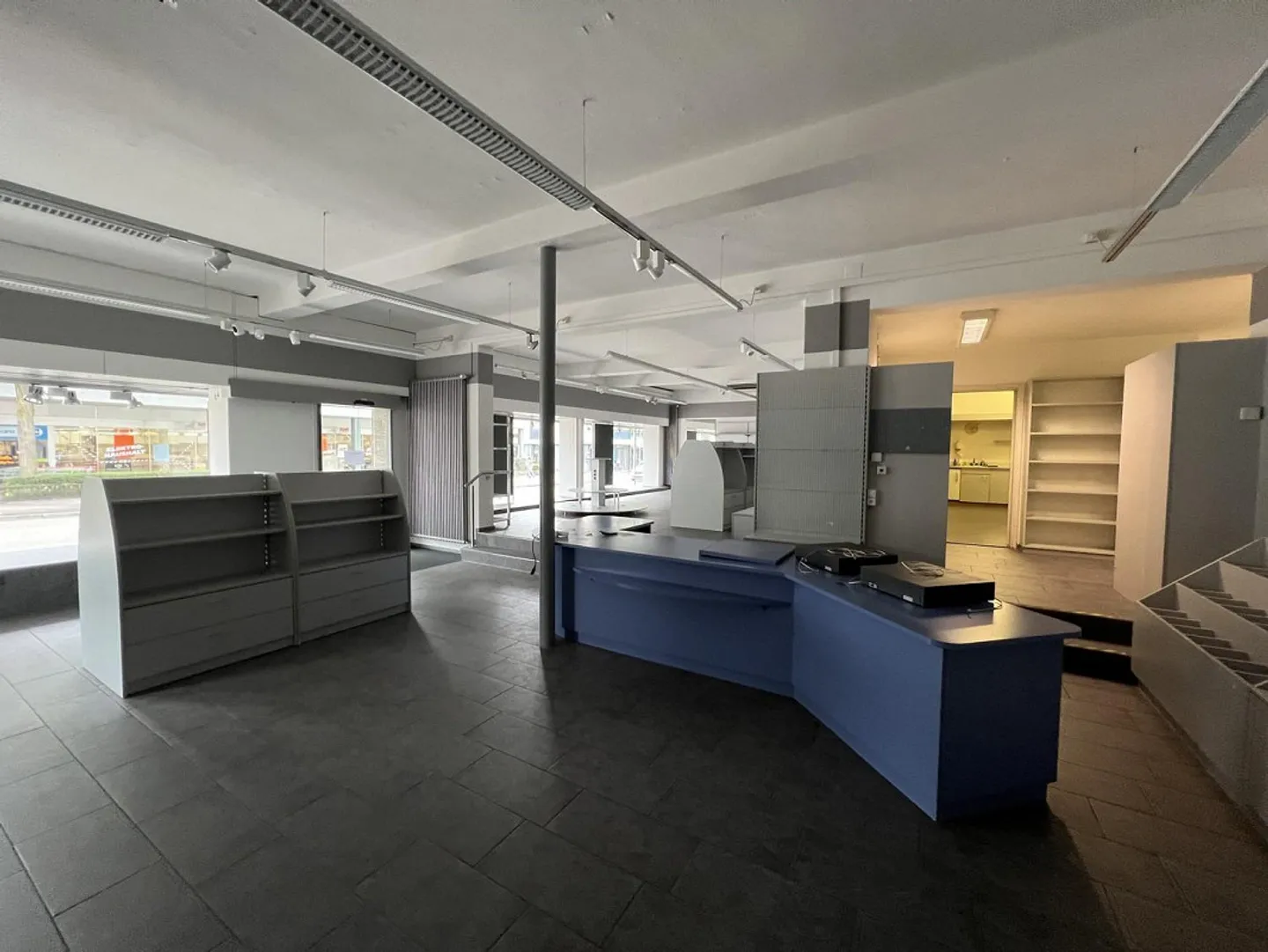 Emplacement de choix pour votre entreprise ! Espace commercial de 245 m² sur la Landstrasse... - Photo 6 sur 13