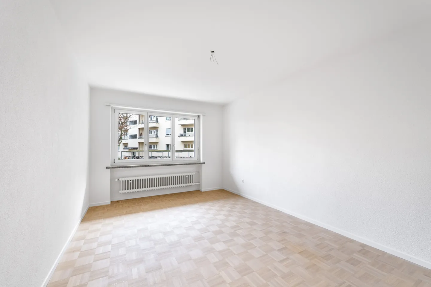 In the Heart of Zurich-Wiedikon - Living at the Pulse of the City - Photo 4 of 13