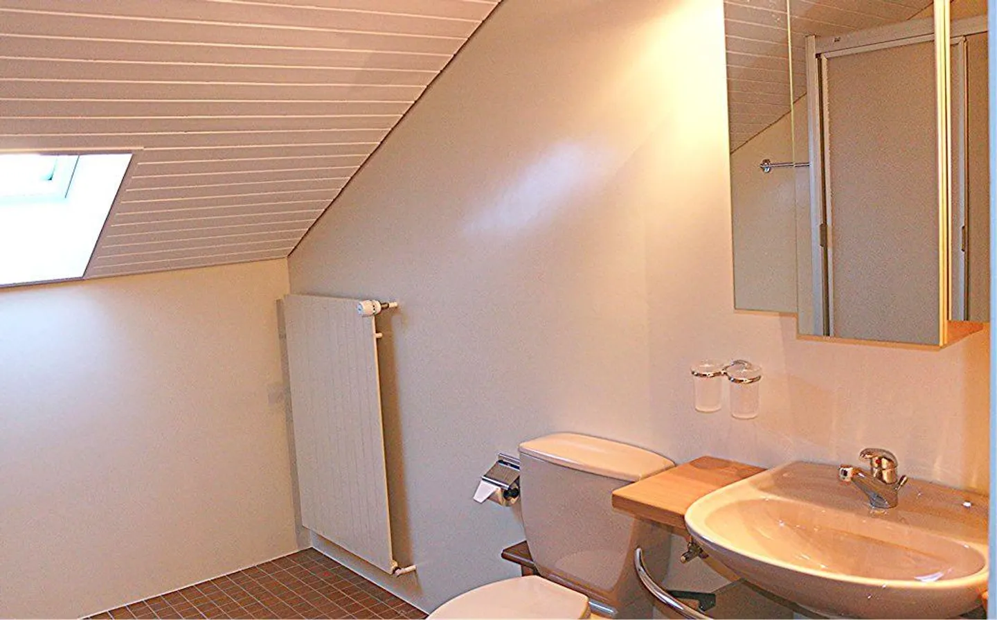 Attico ristrutturato con grande loggia - Foto 5 di 16