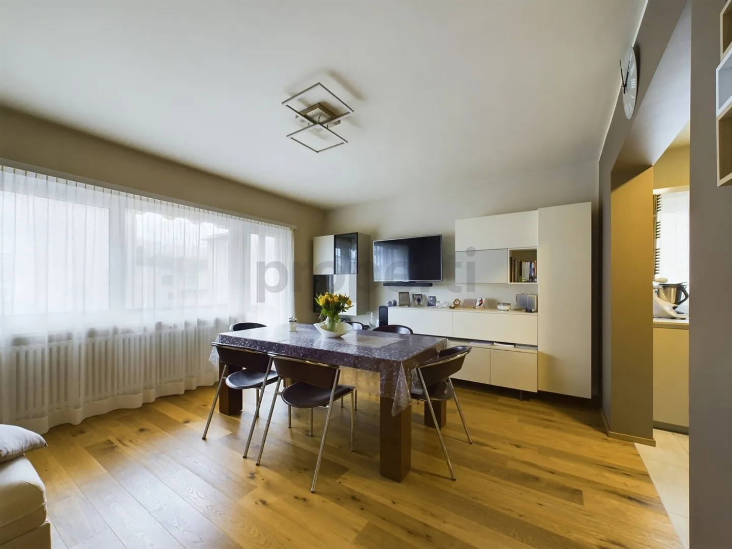 Renovierte Wohnung in Pregassona 4.5 Zimmer mit Balkon und Garage - Foto 1 von 10