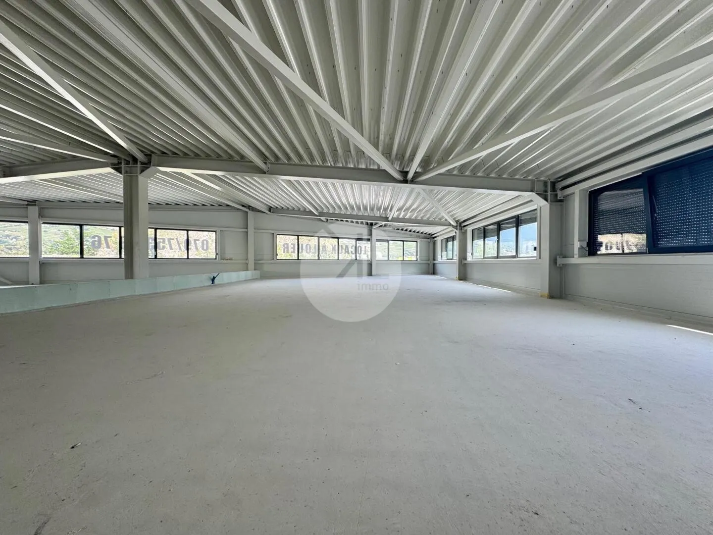 Workshop - Photo 4 of 9