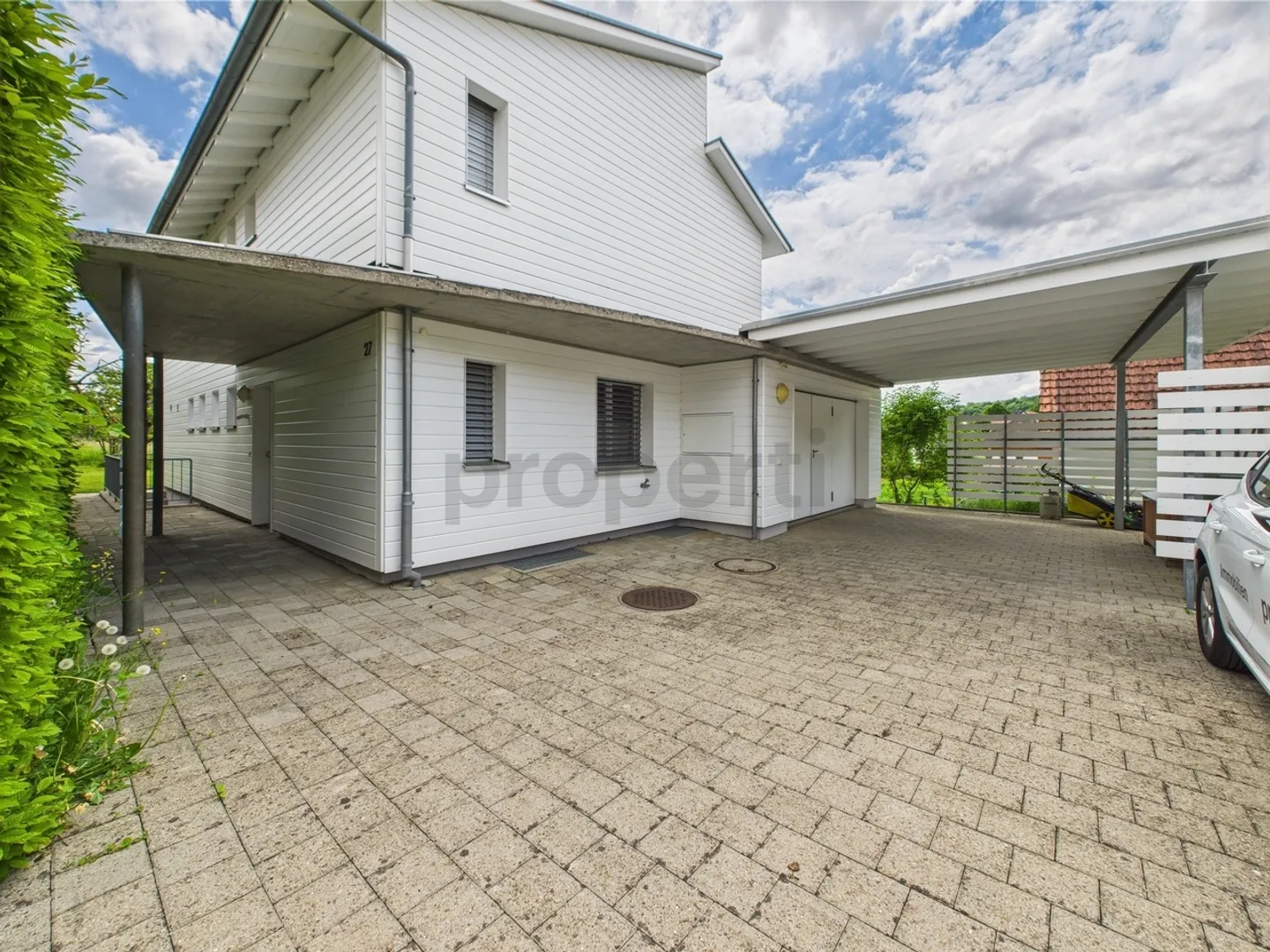 Casa unifamiliare modernizzata e indipendente a Lostorf - adatta alle famiglie, tranquilla e centralmente situata - Foto 11 di 12
