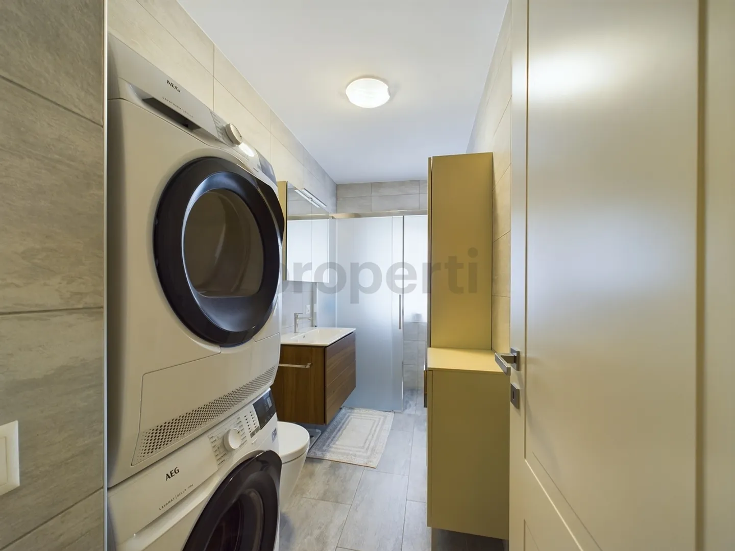 Renovierte Wohnung in Pregassona 4.5 Zimmer mit Balkon und Garage - Foto 8 von 10