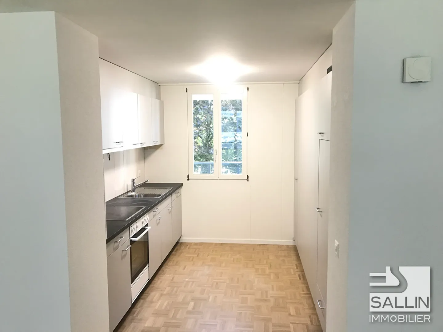 APPARTAMENTO DI 3½ STANZE NEL QUARTIERE DEL TORRY - Foto 3 di 7