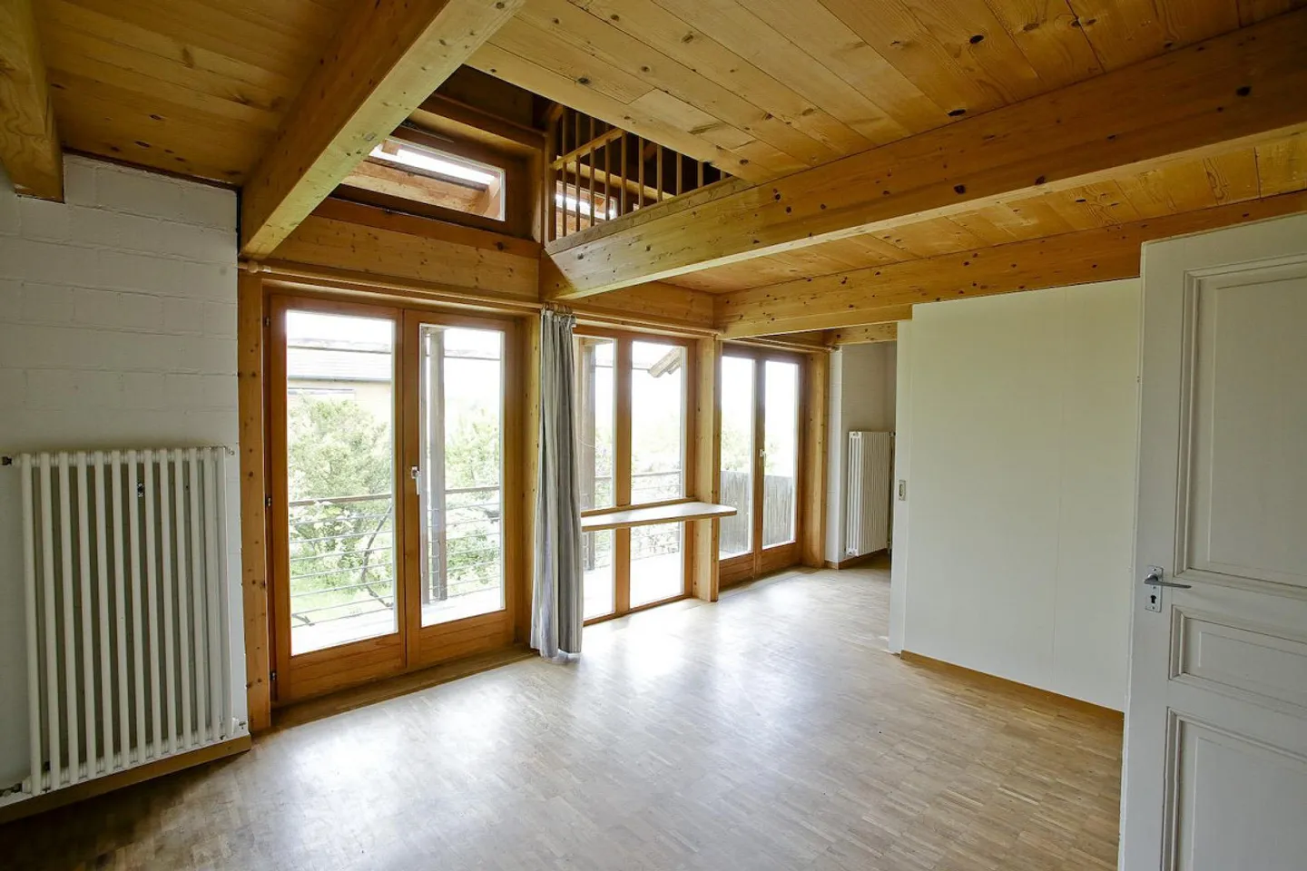 Family House with a View - Photo 8 of 11