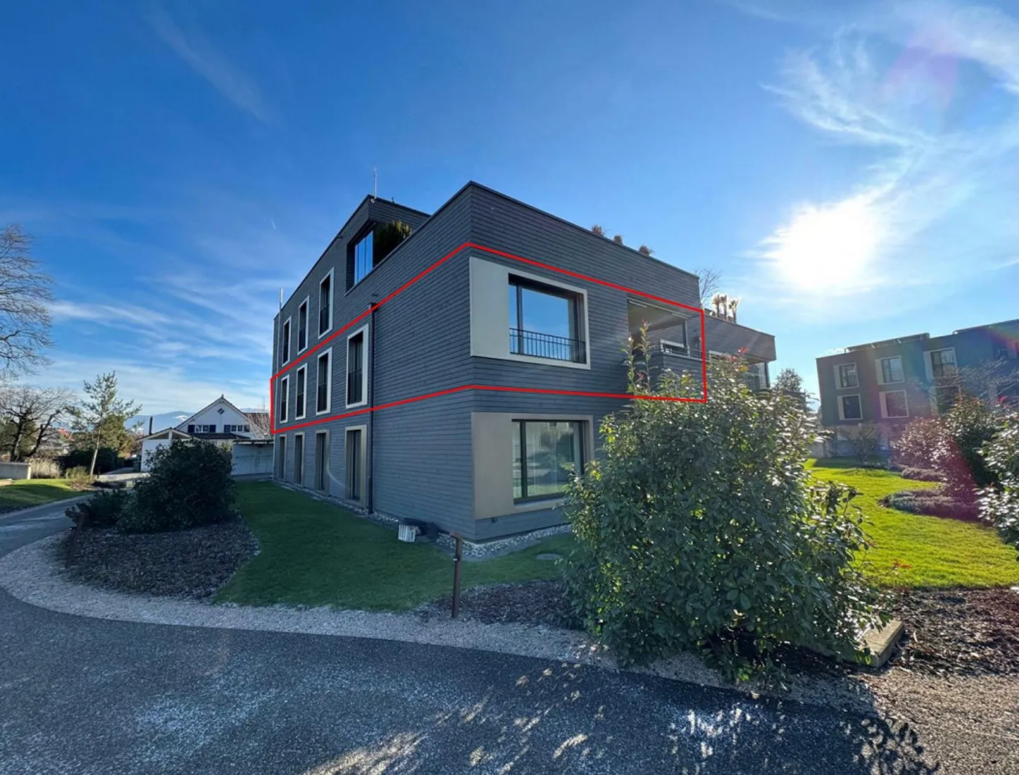 High-quality 5.5-room apartment in the Fuchsloch development - Photo 1 of 9