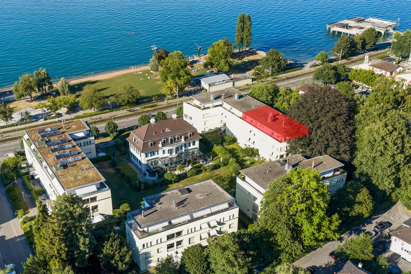 Exclusive 5 1/2 room penthouse apartment with lake view - Photo 3 of 15