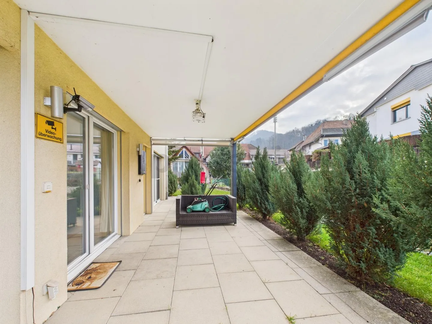 Moderne Minergie-Wohnung mit Terrasse - Foto 10 von 11