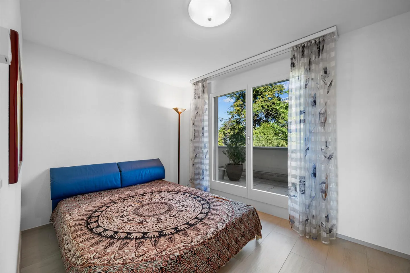 Exclusive 5 1/2 room penthouse apartment with lake view - Photo 13 of 15