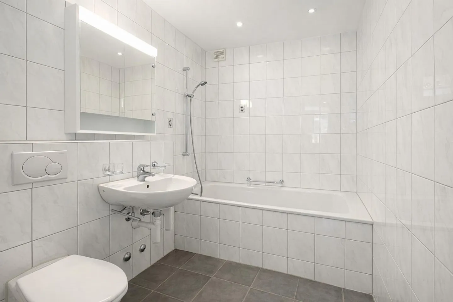 Geräumige Wohnung - Foto 1 von 12