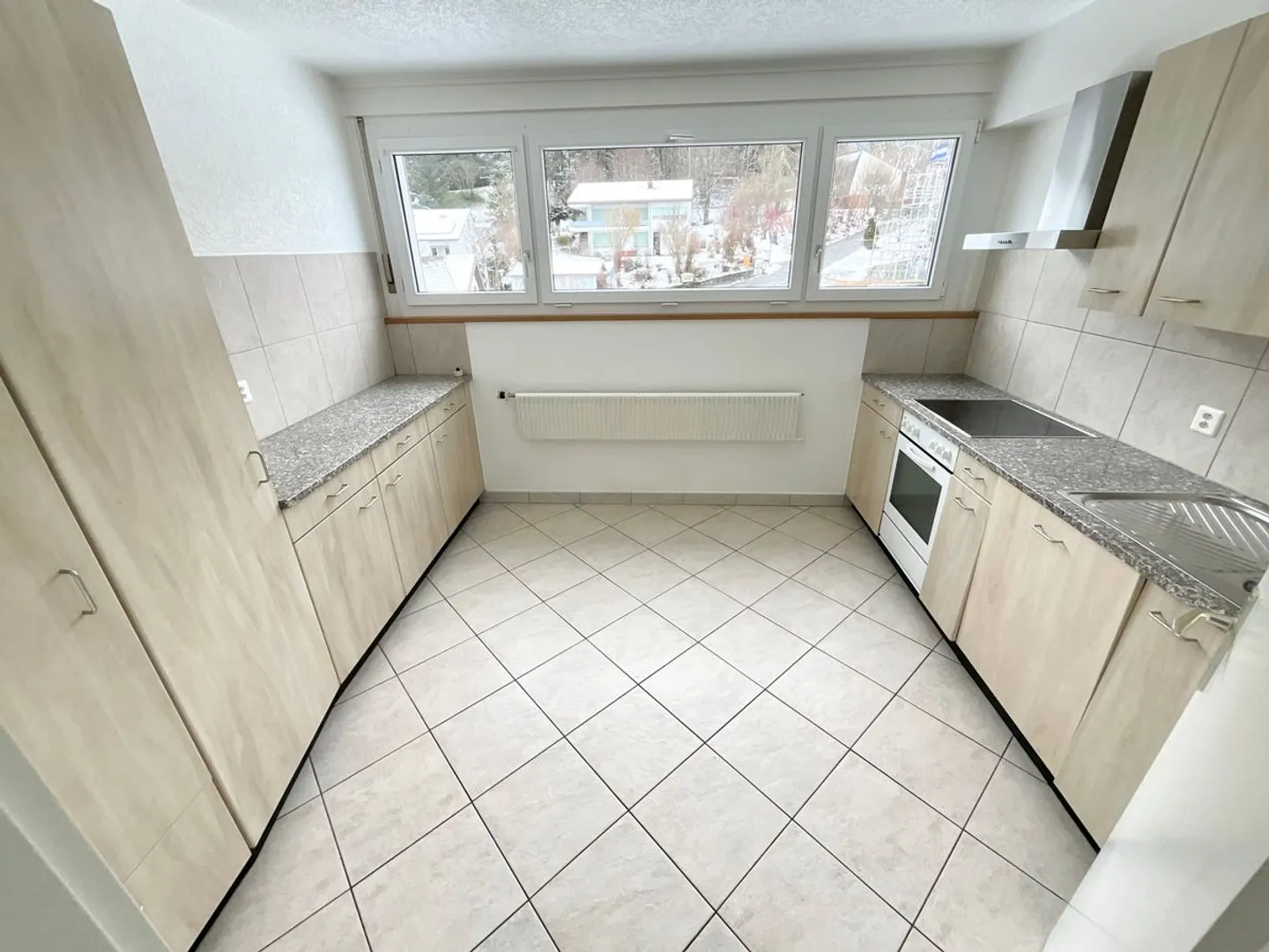 Wohnung mit 3.5 Zimmern, Balkon und Aufzug - Foto 3 von 7