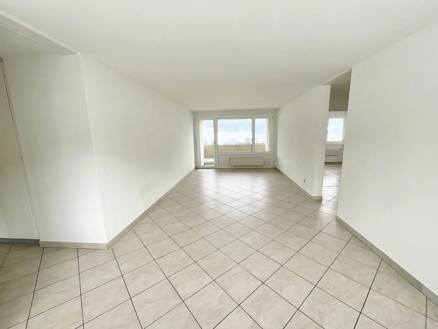 Wohnung mit 3.5 Zimmern, Balkon und Aufzug - Foto 5 von 7