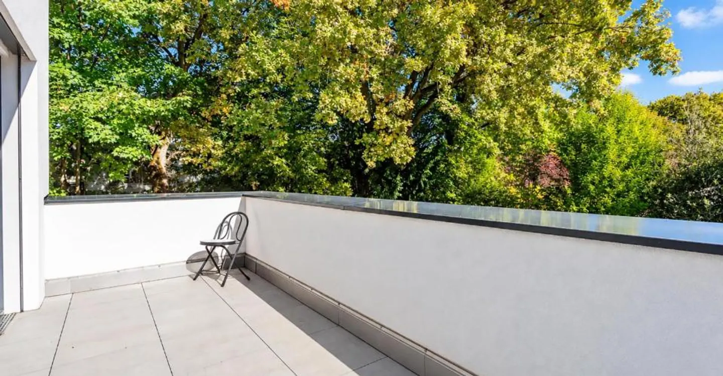 Duplex Élégant avec Jardin Privatif - Photo 7 sur 13
