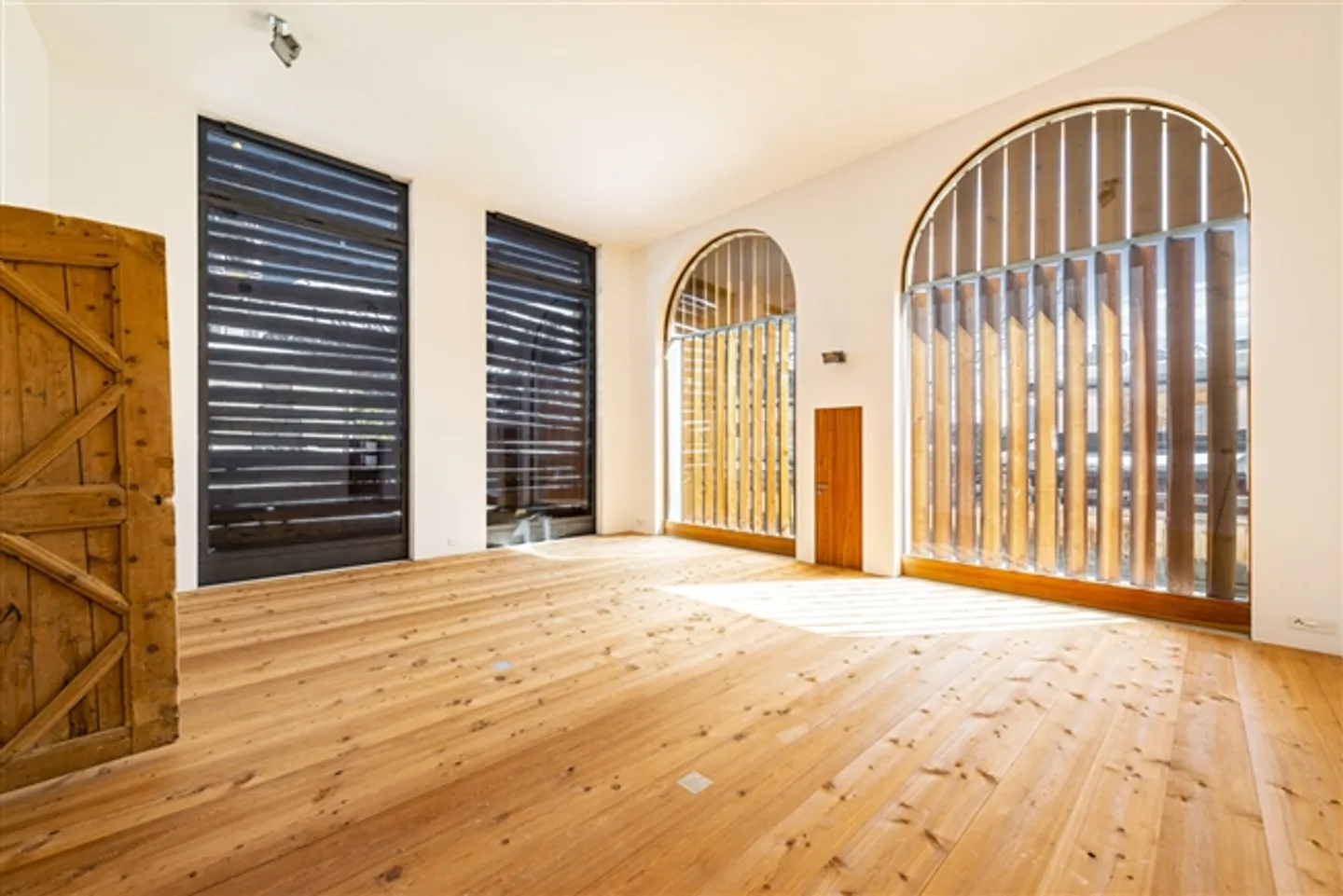 Renovated historic Engadine house - Photo 3 of 4