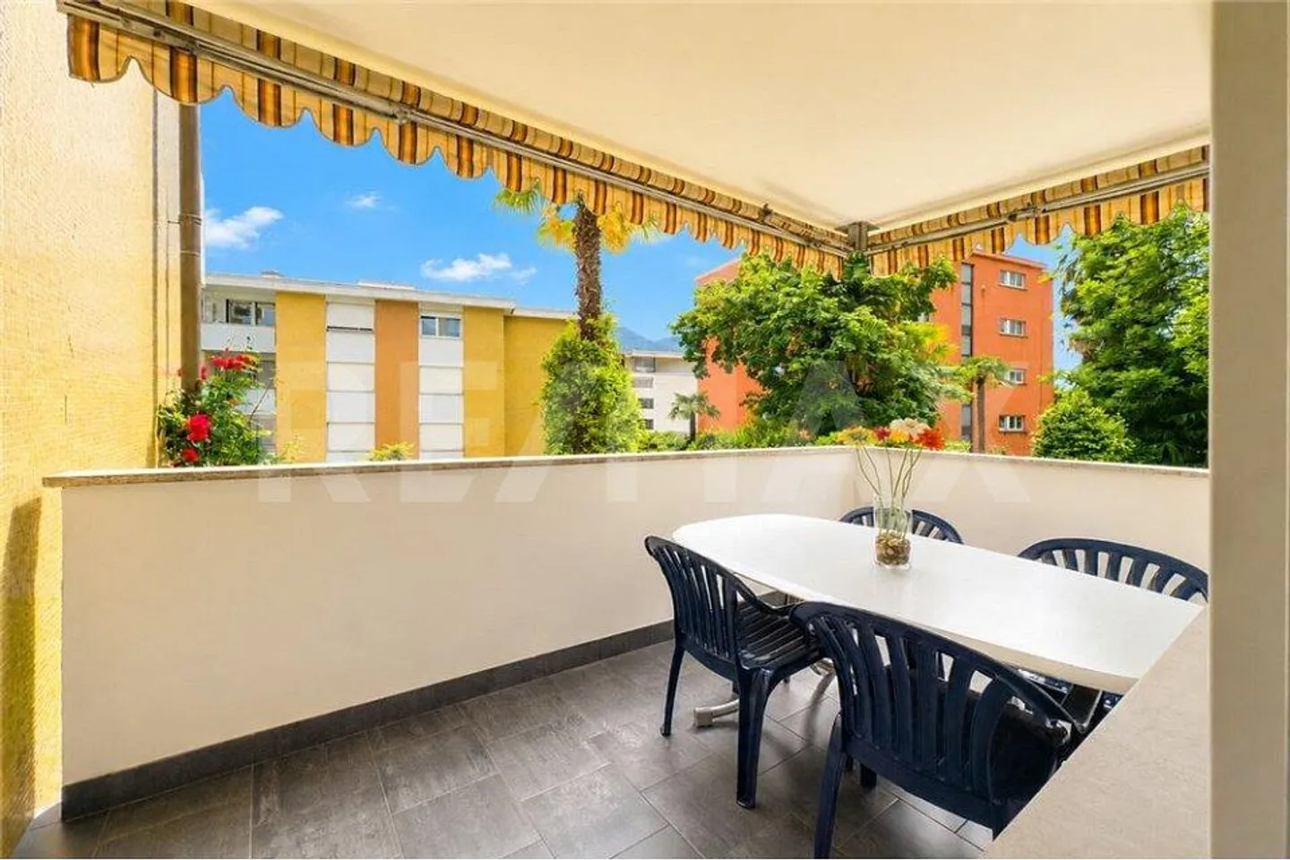 3,5-Zimmer-Wohnung mit Schwimmbad - Foto 7 von 13