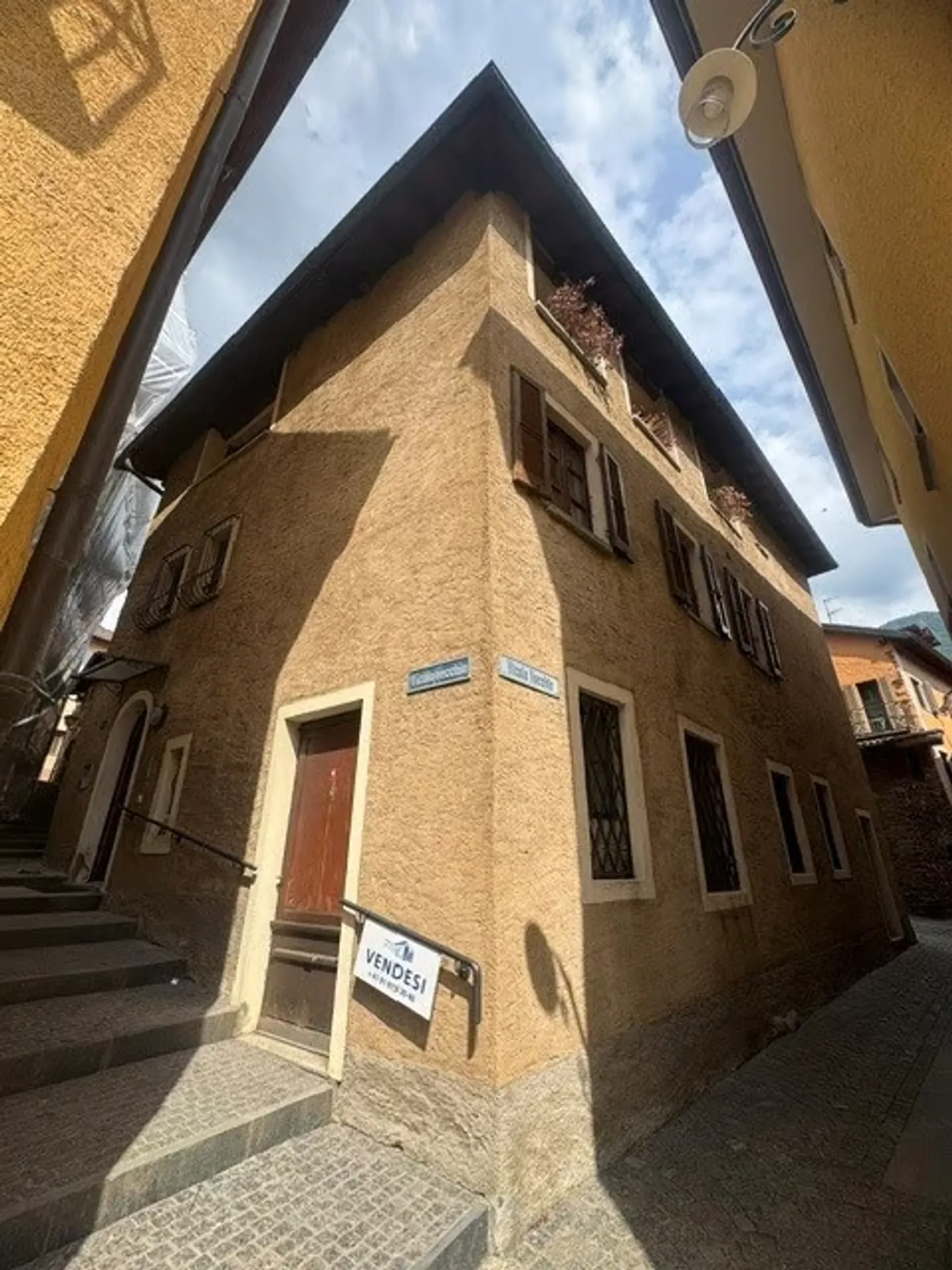 Canobbio/Lugano we sell a single-family house - Photo 2 of 10