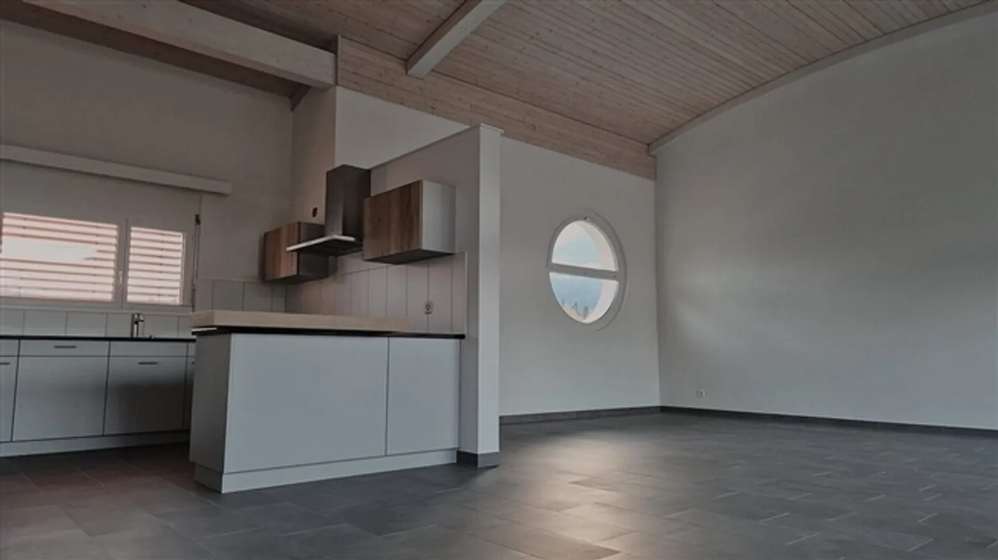 Attico eccezionale, completamente ristrutturato - Foto 5 di 9