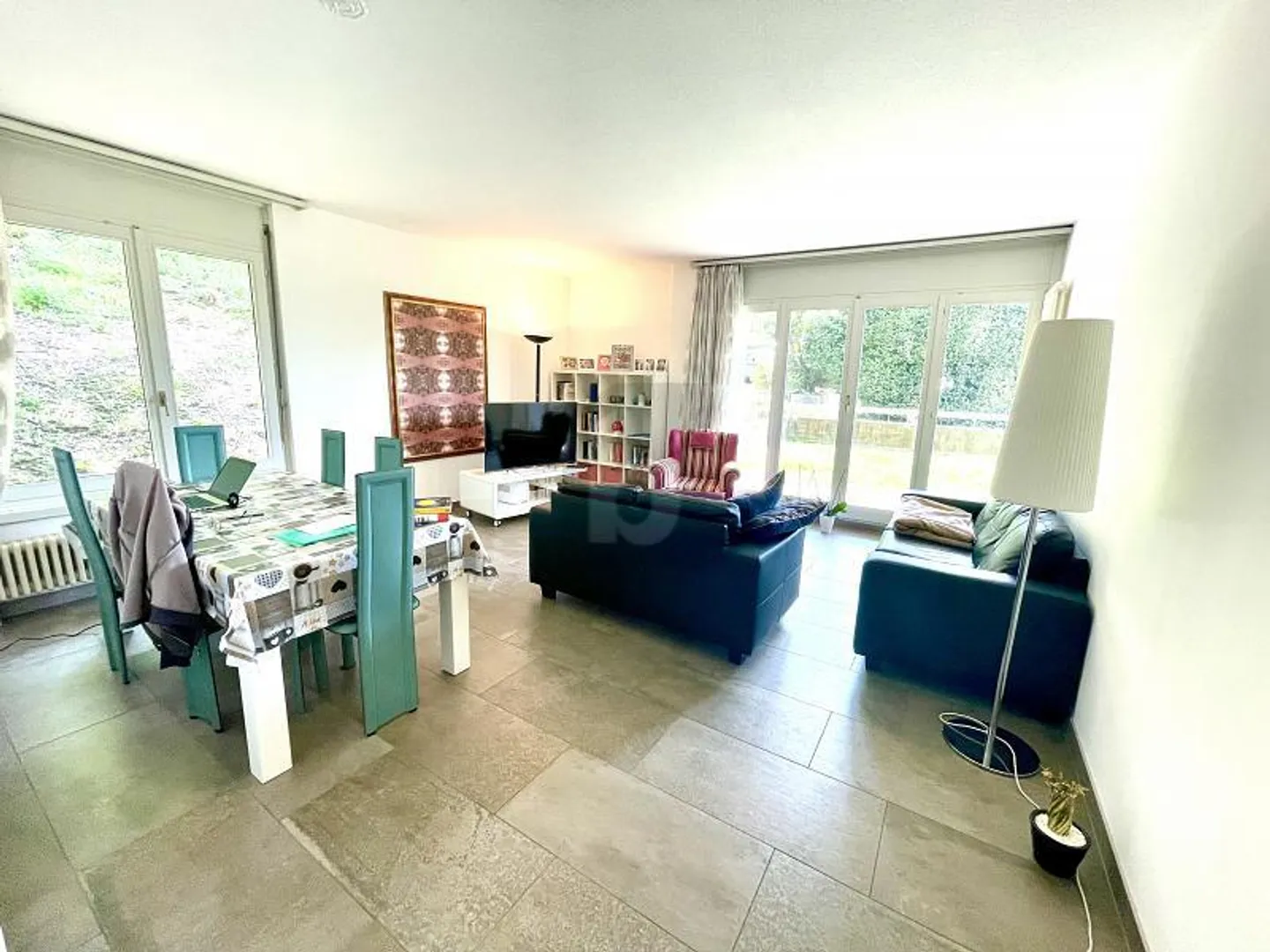 WITH PRIVATE GARDEN - Photo 1 of 6